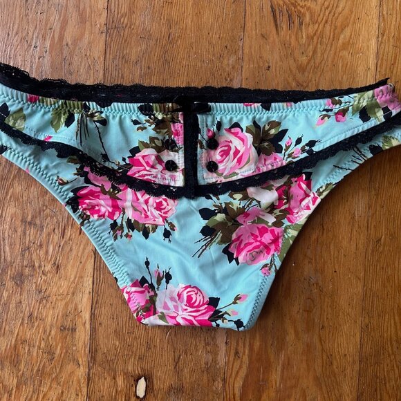 Betsey Johnson Y2K Floral Halter Top Bikini - Picture 7 of 9